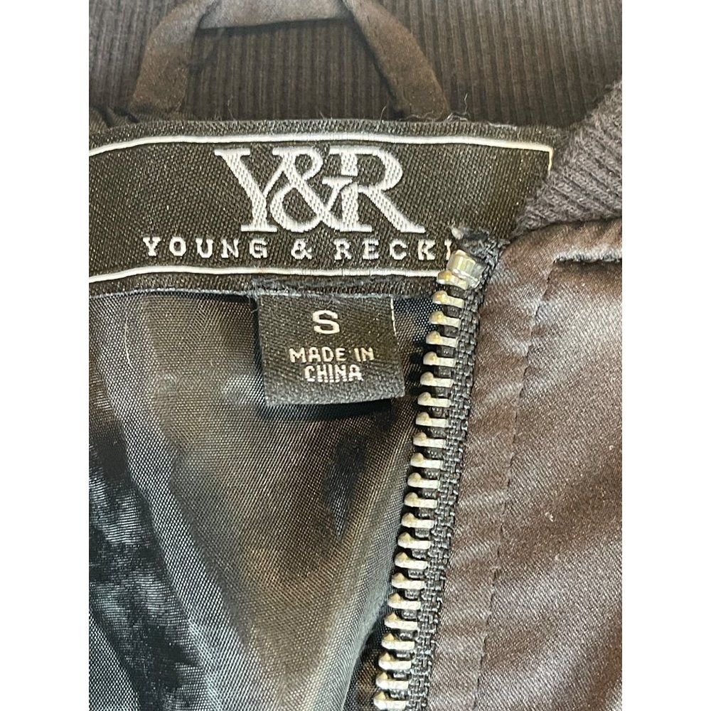 Y&R "Reckless Girls" Women's Black Embroidered Satin Bomber Jacket Black Sz S - Picture 4 of 7